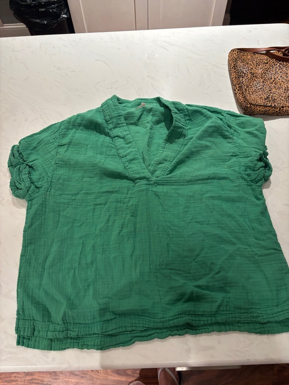 Women’s Green Short-Sleeve V-Neck Top